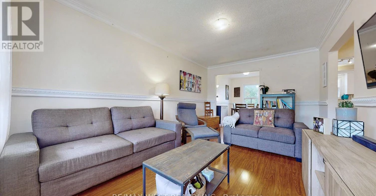MAIN FLOOR-139 Ranee Avenue, Toronto, ON, M6A 1N3 - 9