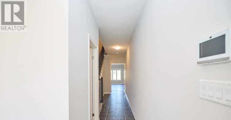 34 Creek Court WEST, Welland, ON, L3C 0K8 - 3