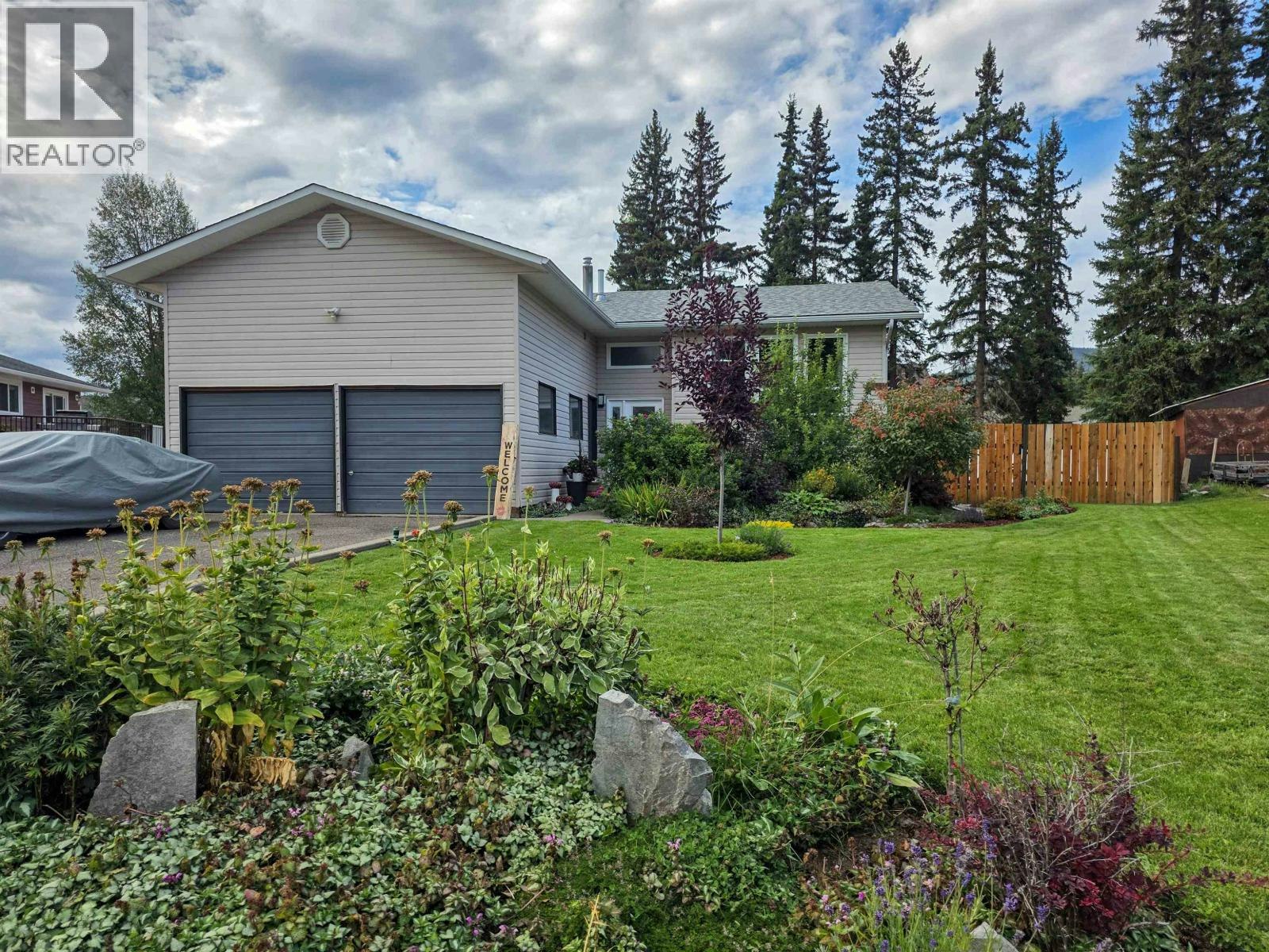 2325 Omineca Place, Houston, BC, V0J 1Z2