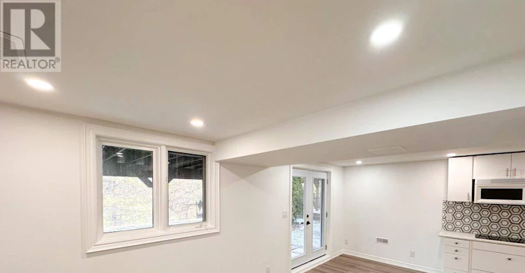 B-361 Gaston Place, Newmarket, ON, L3Y 8M4 - 5