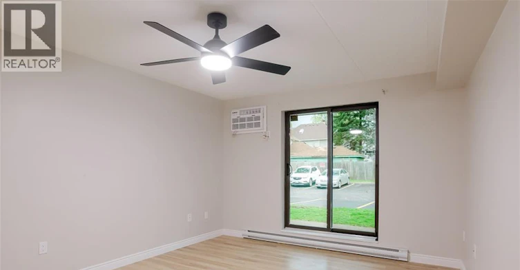 102-3355 Sandwich, Windsor, ON, N9C 1B2 - 6