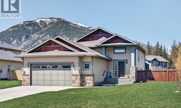 2309 Falcon Court