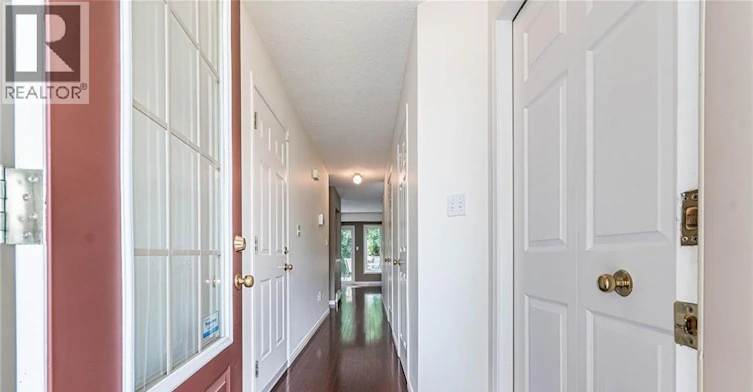 D21-110 Activa Avenue, Kitchener, ON, N2E 4K4 - 2