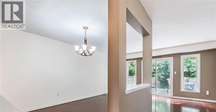 D21-110 Activa Avenue, Kitchener, ON, N2E 4K4 - 3