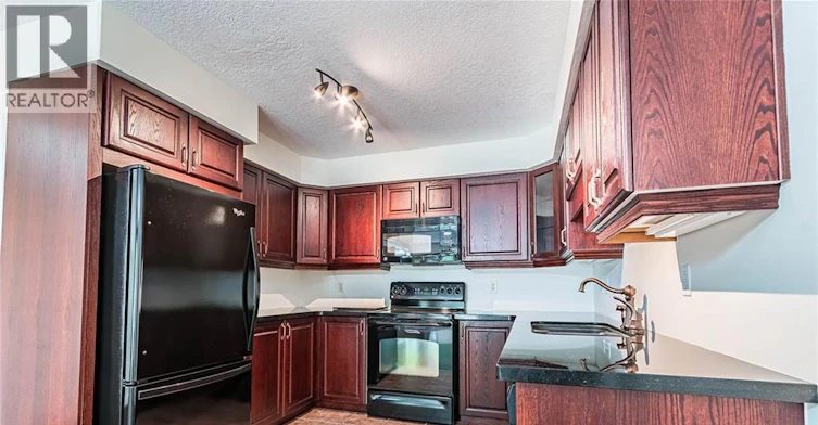 D21-110 Activa Avenue, Kitchener, ON, N2E 4K4 - 10