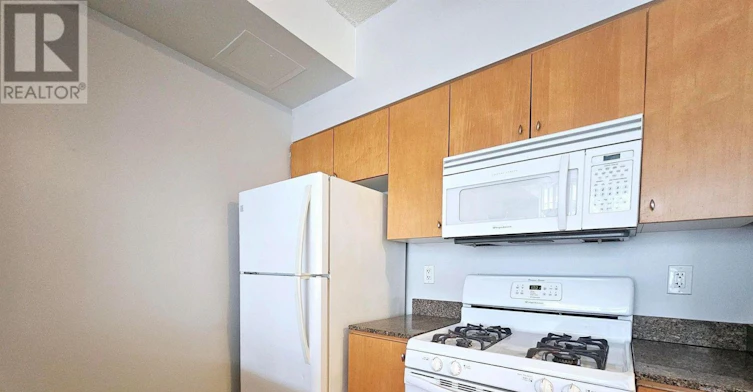 709-9 Spadina Avenue, Toronto, ON, M5V 3V5 - 3