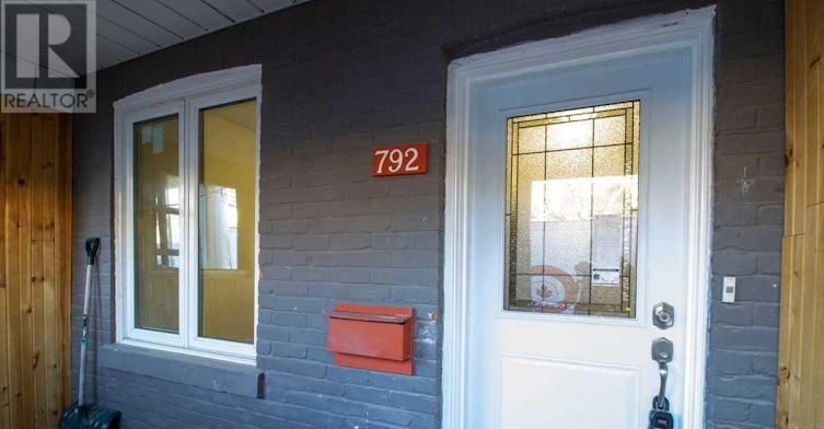 MAIN-792 Pape Avenue, Toronto, ON, M4K 3S7 - 4