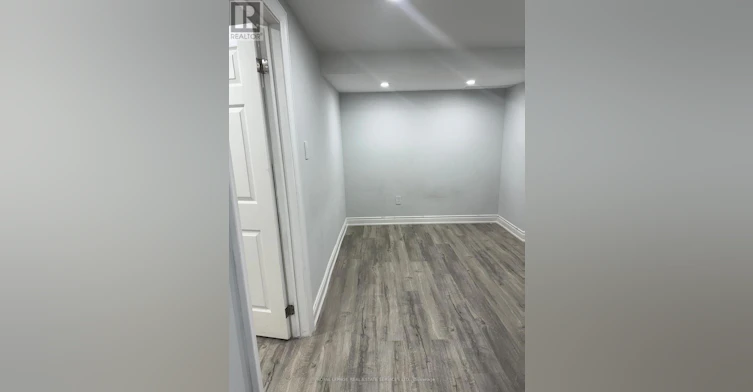 BSMT-858 Khan Crescent, Mississauga, ON, L5V 2R4 - 7