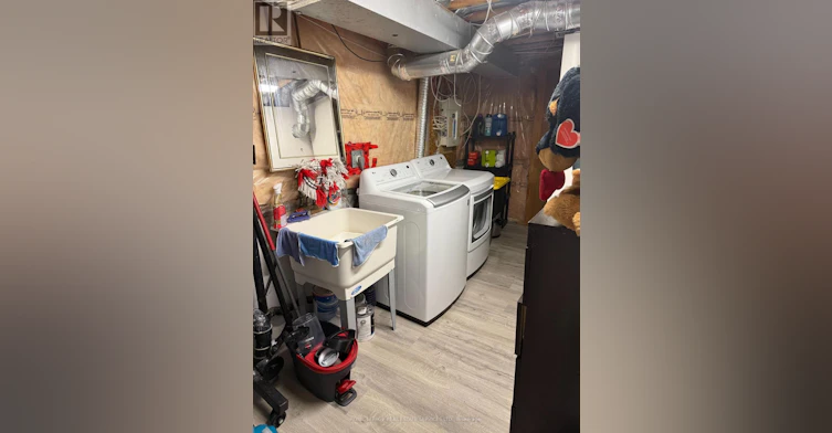 BSMT-858 Khan Crescent, Mississauga, ON, L5V 2R4 - 18