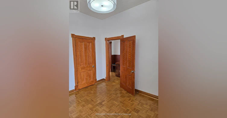 2ND FLOOR-46 Ulster Street, Toronto, ON, M5S 1E3 - 11