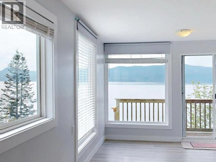 2119 Palmer Road, Powell River, BC - 10