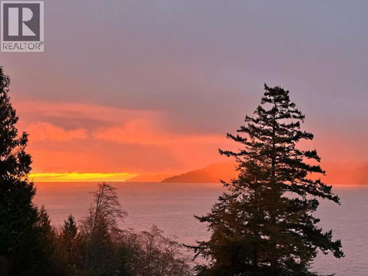 2119 Palmer Road, Powell River, BC - 20
