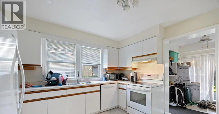 1 - Main-456 Askin Avenue, Windsor, ON, N9B 2X4 - 7