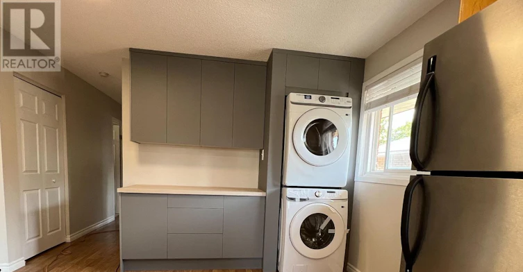 MAIN-86 Overlea Crescent, Kitchener, ON, N2M 5A9 - 10