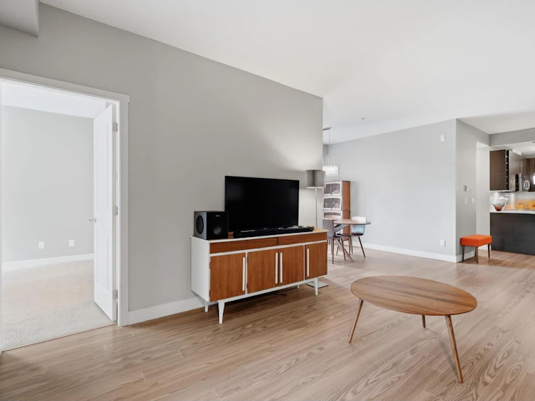 203-14358 60 Avenue, Surrey, BC, V3X 0G3 - 8