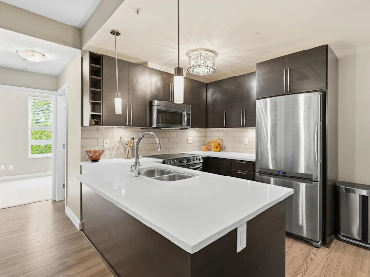 203-14358 60 Avenue, Surrey, BC, V3X 0G3