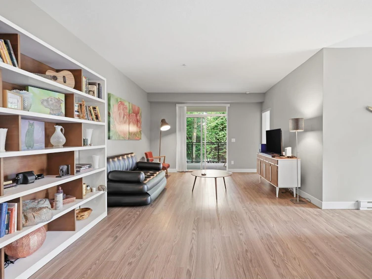 203-14358 60 Avenue, Surrey, BC, V3X 0G3 - 9