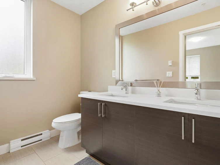 203-14358 60 Avenue, Surrey, BC, V3X 0G3 - 12