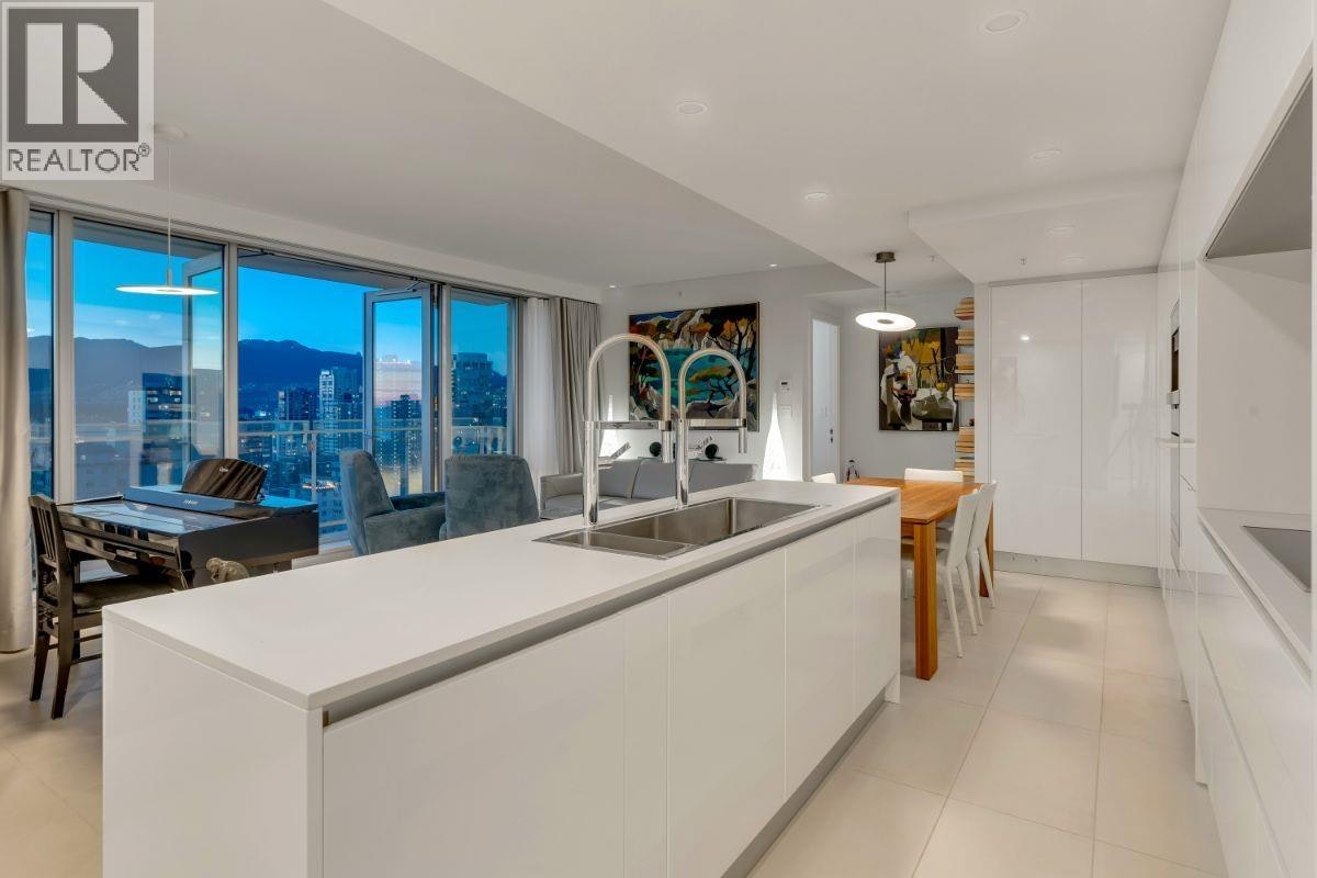 2005-1028 Barclay Street, Vancouver, BC, V6E 0B1