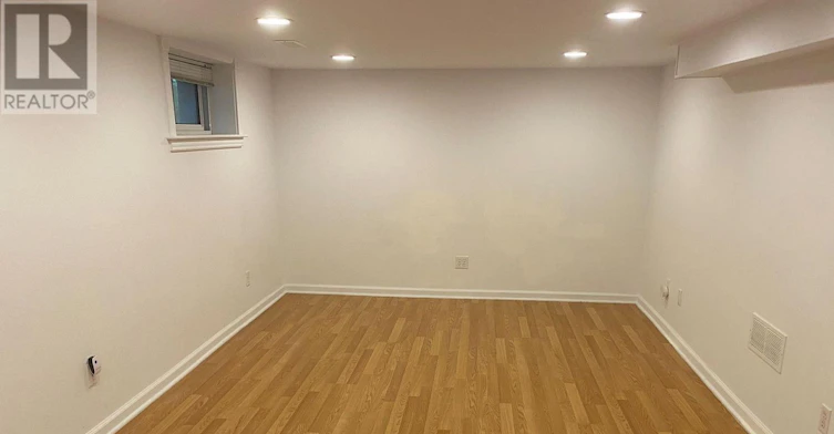 BASEMENT-36 Newton Drive E, Toronto, ON, M2M 2M7 - 3
