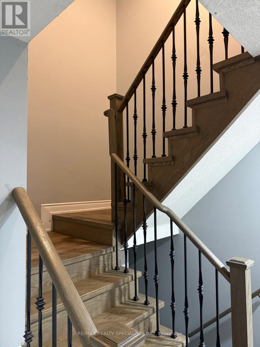 7166 Black Walnut Trail, Mississauga, ON, L5N 7N5 - 17