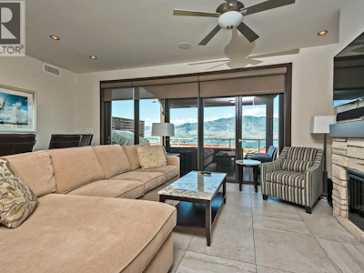 21-2000 Valleyview Drive - 4