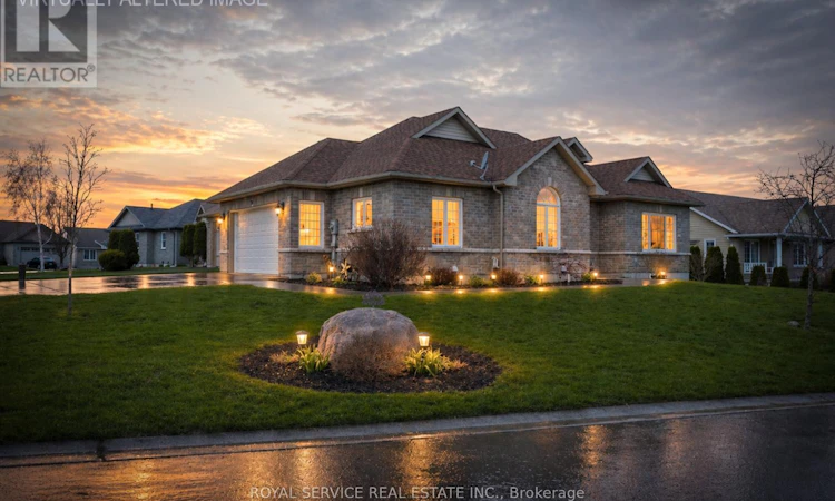 16 Cortland Crescent