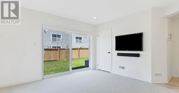 5 Dunes Drive, Wasaga Beach, ON, L9Z 0J1 - 6