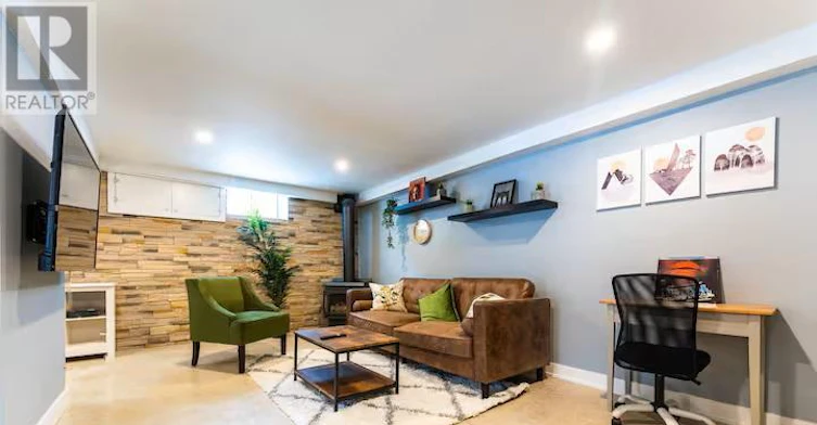 LOWER-102 Kribs Street, Cambridge, ON, N3C 3N5 - 3