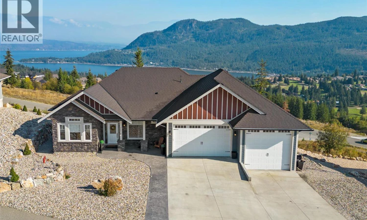 2516 Panoramic Way