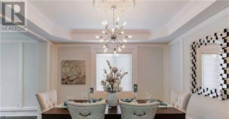 18 Newton Drive, Toronto, ON, M2M 2M7 - 5