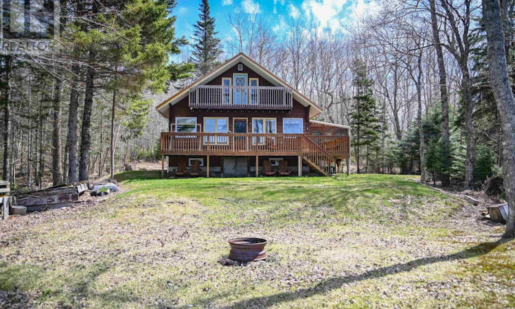 577 Lakecrest Drive