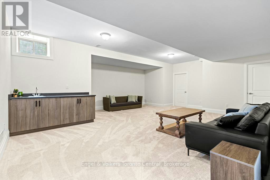 110 Dorothy Drive, Blue Mountains, ON, N0H 2P0 - 37