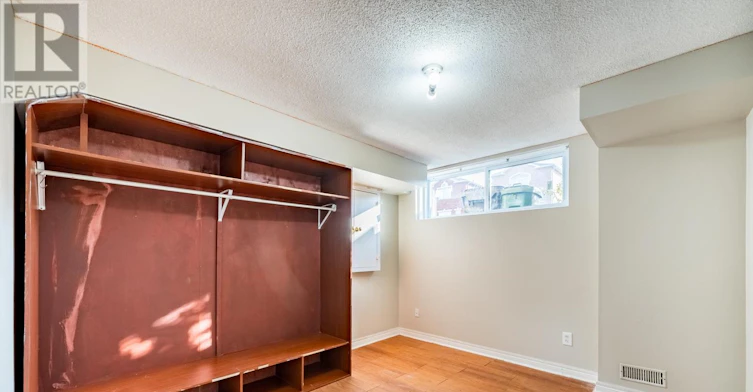 BSMT-176 Wright Avenue, Toronto, ON, M9N 3Z2 - 20