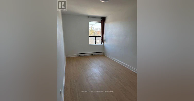909A Danforth Avenue, Toronto, ON, M4J 1L8 - 5