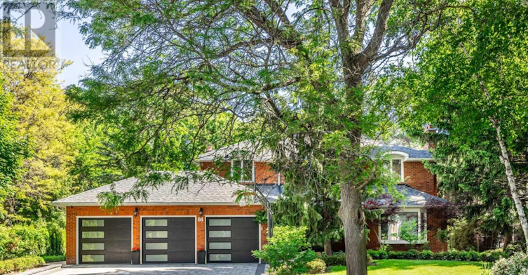 84 Cambridge Crescent, Richmond Hill, ON, L4C 6G2