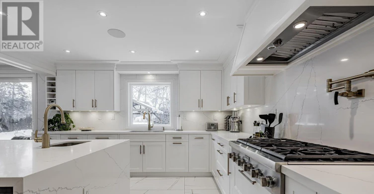 84 Cambridge Crescent, Richmond Hill, ON, L4C 6G2 - 16
