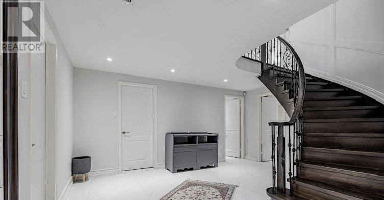 84 Cambridge Crescent, Richmond Hill, ON, L4C 6G2 - 34