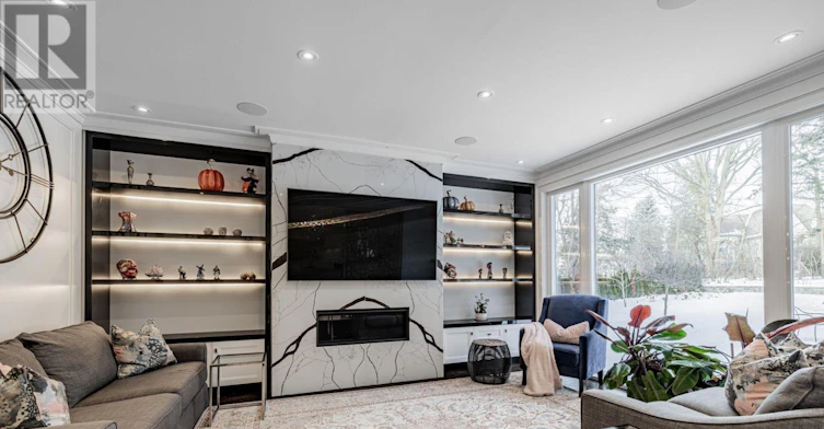 84 Cambridge Crescent, Richmond Hill, ON, L4C 6G2 - 11