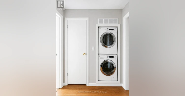 MAIN-386 Whitney Avenue, Hamilton, ON, L8S 2H4 - 17