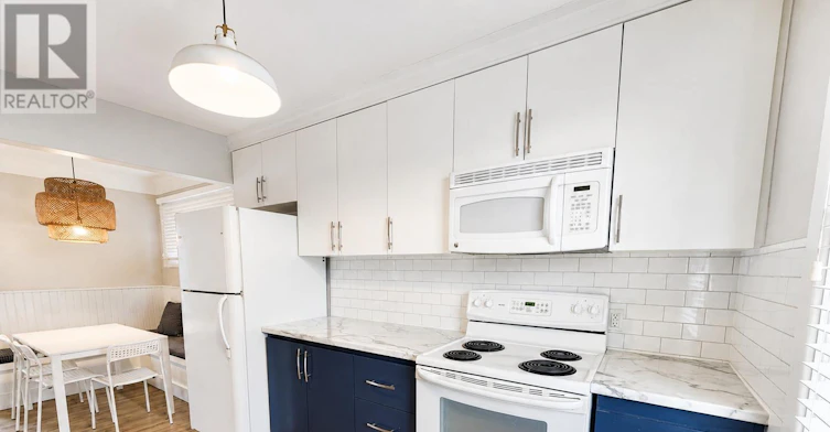MAIN-386 Whitney Avenue, Hamilton, ON, L8S 2H4 - 11