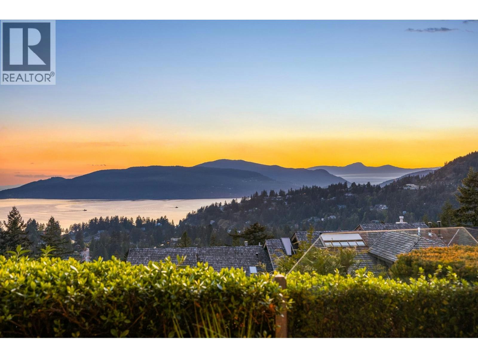 5360 Meadfeild Road, West Vancouver, BC, V7W 3E5
