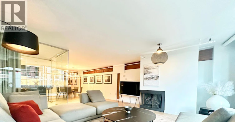 5-4-550 Beatty Street, Vancouver, BC, V6B 2L3