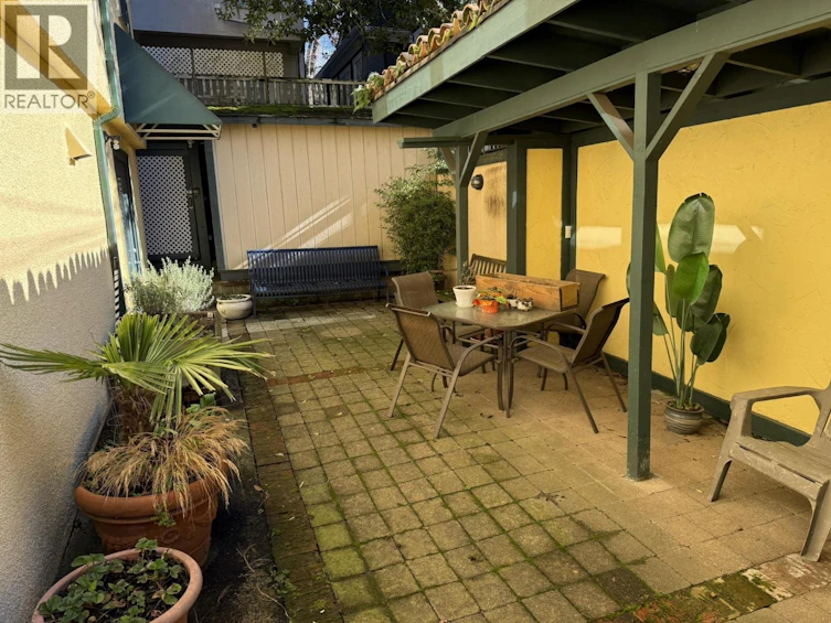1334 Cardero Street, Vancouver, BC, V6G 2J3 - 20
