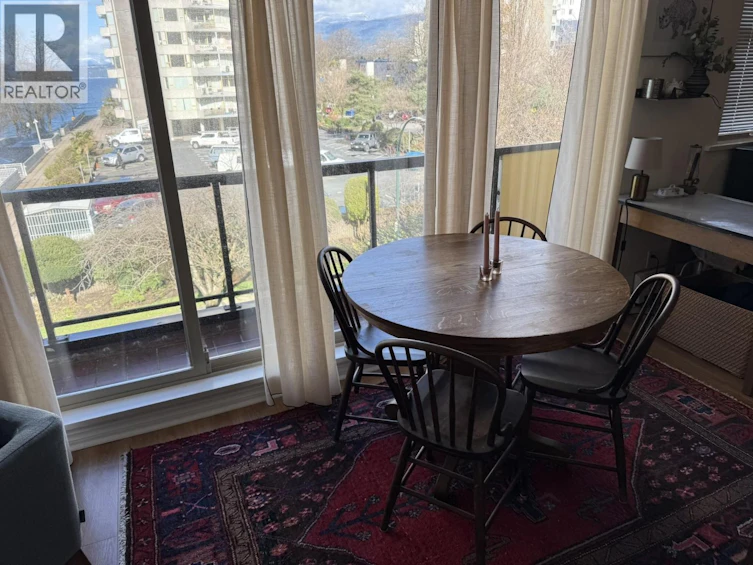 1334 Cardero Street, Vancouver, BC, V6G 2J3 - 8