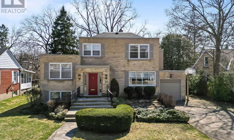 15 Mayfair Drive