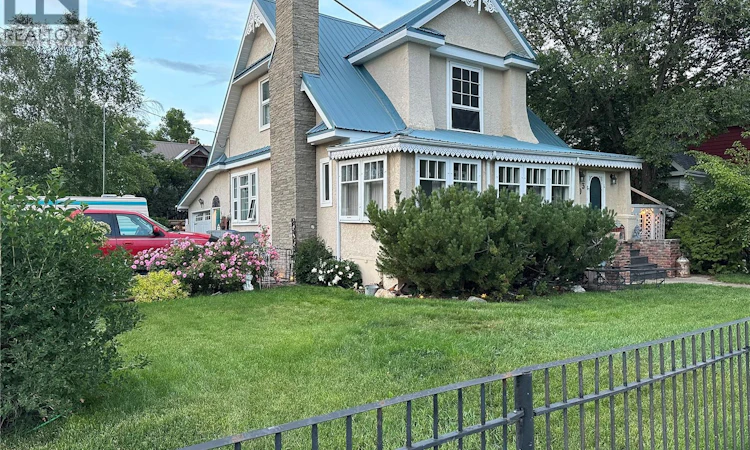 503 Bison Avenue