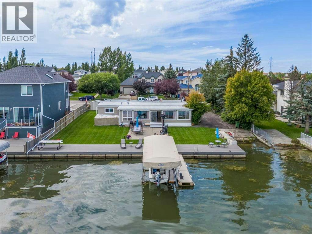 828 Chestermere West, Chestermere, AB, T1X 1B6