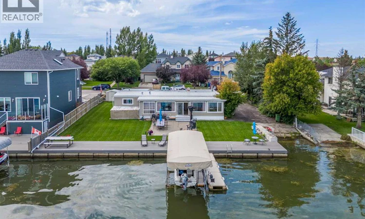 828 Chestermere West