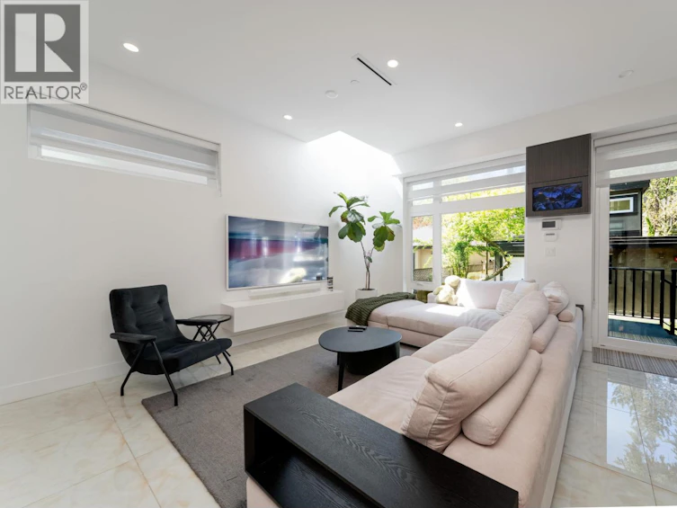 6007 Larch Street, Vancouver, BC, V6M 4E5 - 6
